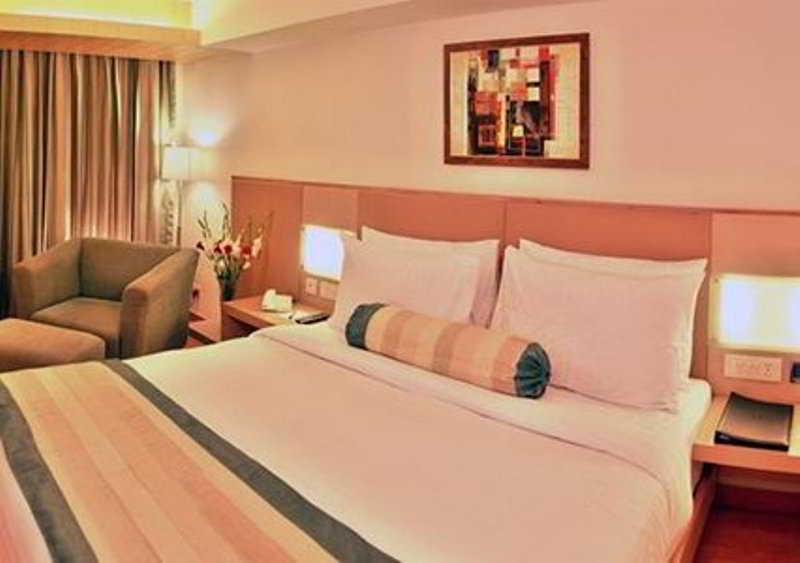 Comfort Inn Gsk Amritsar Quarto foto